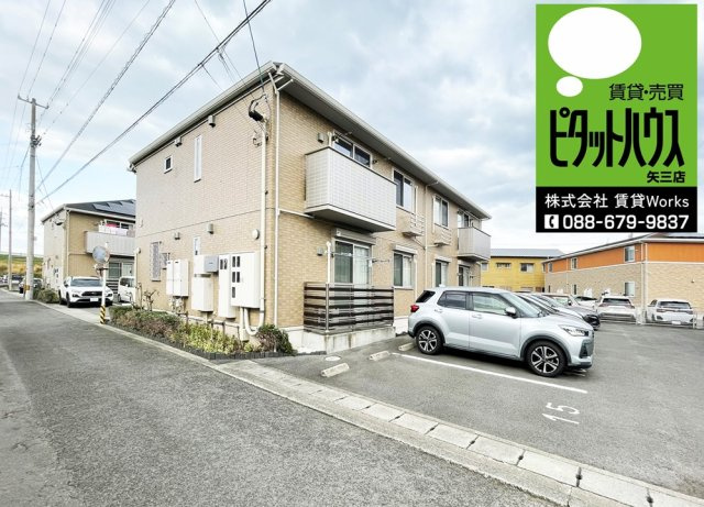 アヴァン　ドゥース　Ｂ棟