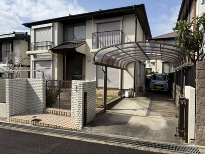 【外観】 | 垂水区つつじが丘７丁目中古戸建 | 車が2～3台駐車出来ます！（車種による）