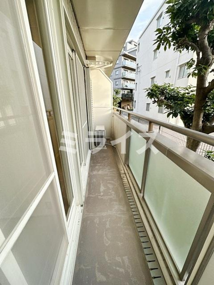 【バルコニー】