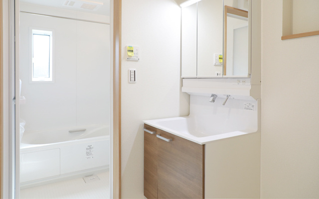 いろどりアイタウン那覇市仲井真　戸建て　４号棟