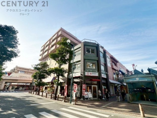 ＪＲ立花駅目の前のマンション　7階３ＬＤＫリフォーム済み物件となります。駅前は買い物施設、飲食店、生活施設が充実です、内覧予約承り中です。