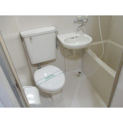 ユーコート本厚木の内装|明るい室内です