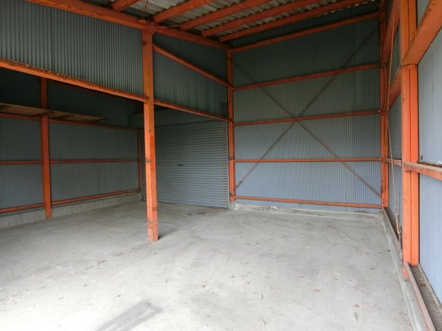 灘町3丁目ガレージの駐車場