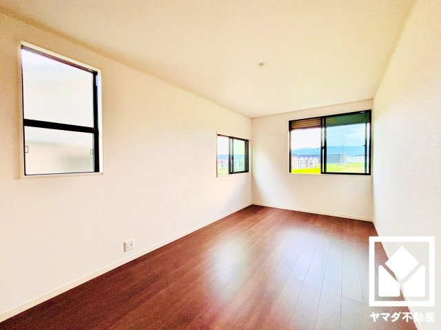 伏見区久我御旅町　31期　18号地の子供部屋