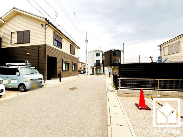 伏見区久我御旅町　31期　18号地の前面道路含む現地写真
