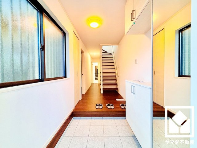 伏見区久我御旅町　31期　18号地の玄関