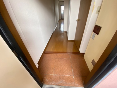 【玄関】 | リバリティーHIMURO2号館