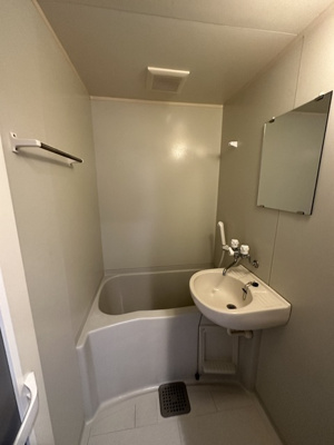 【浴室】 | リバリティーHIMURO2号館