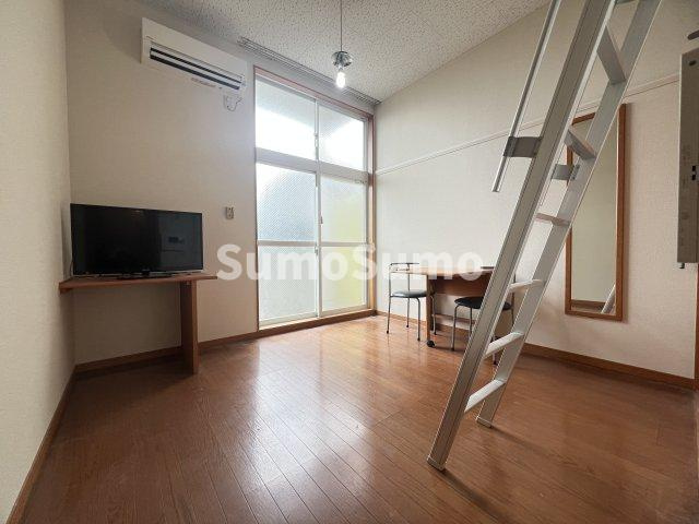 レオパレス岡本の居間・リビング|おしゃれな居間です