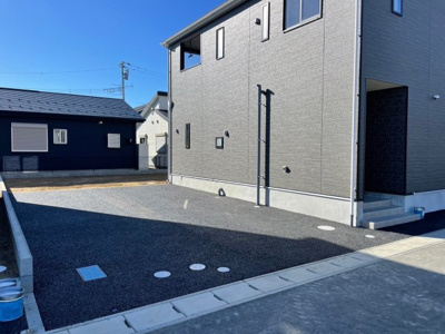 【駐車場】 | 栄町安食1号棟 | 施工例２０２５．０６完成予定！お気軽に弊社ハウシーにお問合せ下さい！ 