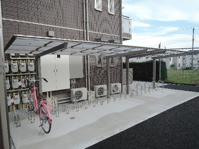 コンフォール横濱Ⅰのその他共用部分|敷地内駐輪場