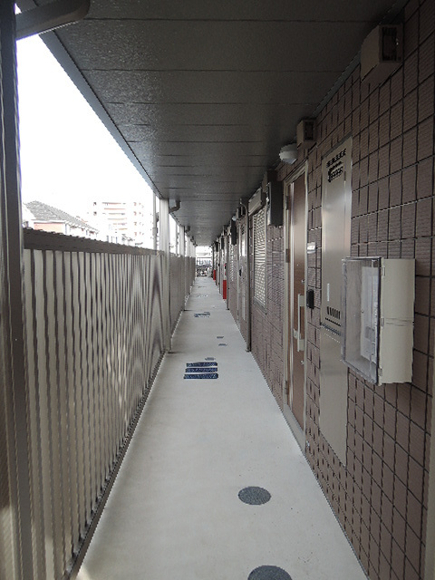 コンフォール横濱Ⅰのロビー