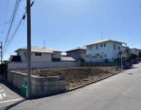 THE QUIET BLOCK｜西鎌倉に佇む、角地の余白