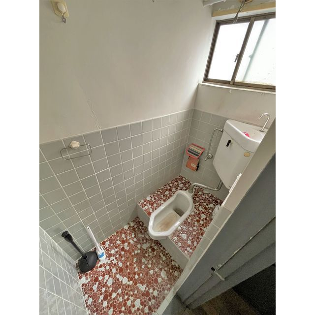 問屋町1-5店舗の内装