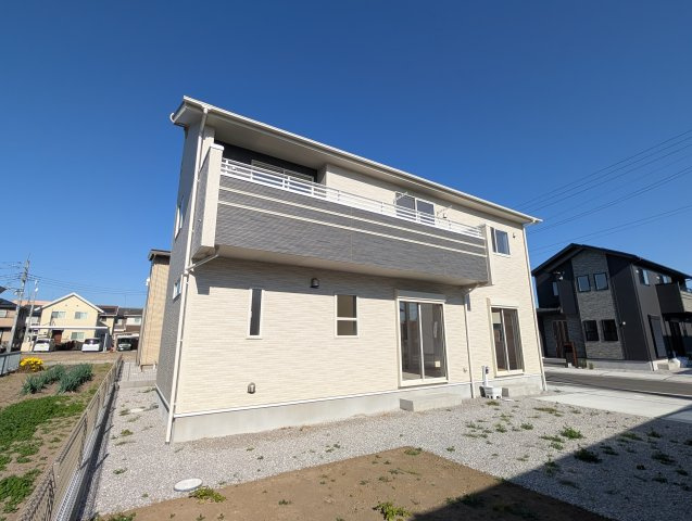 【間取り】 | ブルーミングガーデン前橋市上新田町ー③ | 全居室南向きの暖かな間取り！
主寝室には収納としても便利なロフト付き！