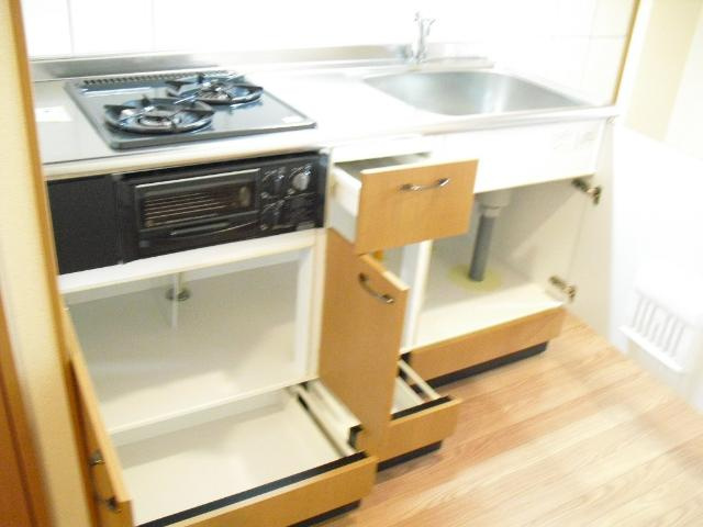 ファームハウス・ヒーローの収納|キッチン収納