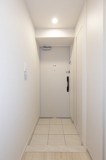 ＲＪＲプレシア東十条ガーデンの玄関|※写真は同タイプ住戸です。