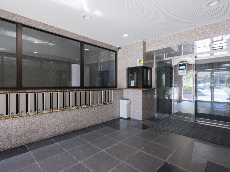 東京八重洲アムフラットのエントランス