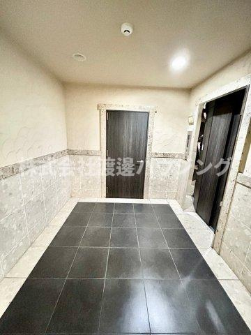 ヒルズ南吹田のエントランス