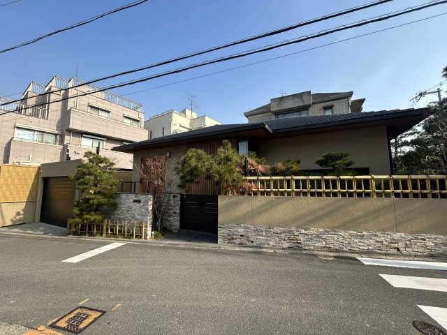 帝塚山1丁目　戸建の外観