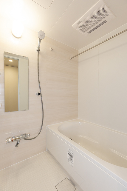 ＲＪＲプレシア東十条ガーデンの浴室|※写真は同タイプ住戸です。