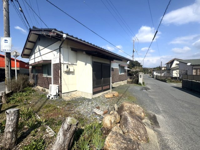 東岐波の前面道路含む現地写真