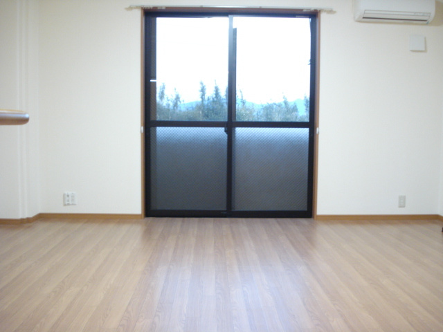 ファームハウス・ヒーローの内装|リビング