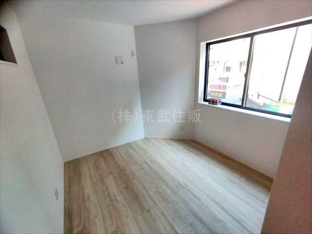 【洋室】 | 狭山市富士見9期 | 1階5.1帖洋室　寝室にいかがでしょうか