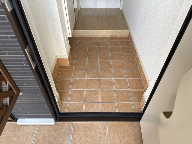 ドゥ　エスポワールの玄関