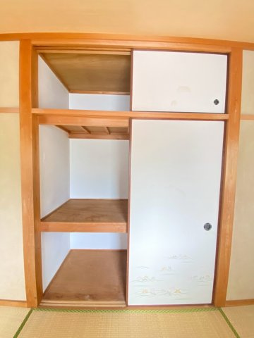 ハイツ茨木の収納