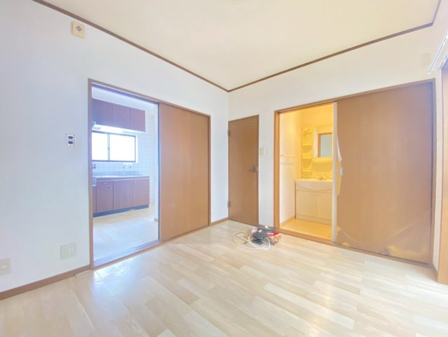 ハイツ茨木の居間・リビング