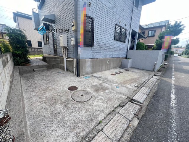 川越市かすみ野2丁目　中古戸建の駐車場
