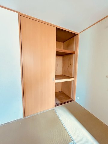 岩屋戸建の収納