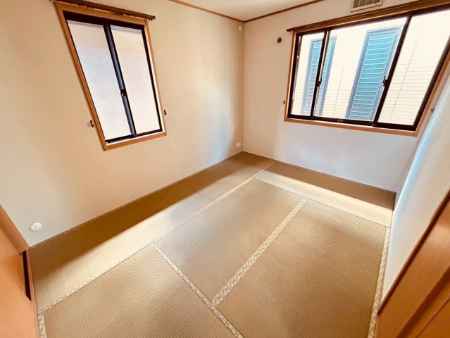 岩屋戸建の和室