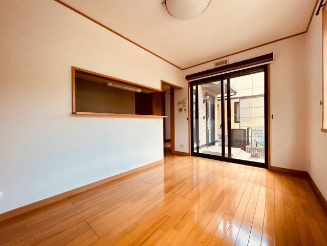 岩屋戸建の居間・リビング