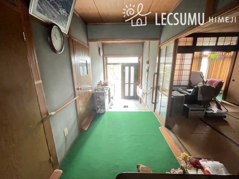 姫路市香寺町相坂/中古戸建の玄関