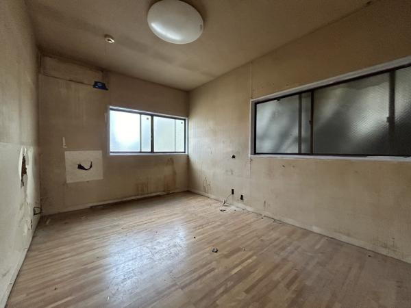 港区正徳町　中古戸建の洋室
