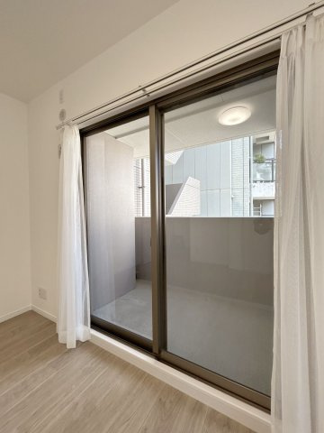 【バルコニー】