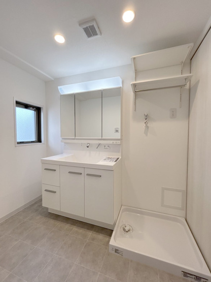 【独立洗面台】