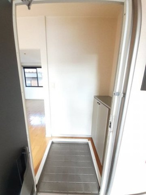 【玄関】 | メゾングランデＢ | ゆったりとした玄関です