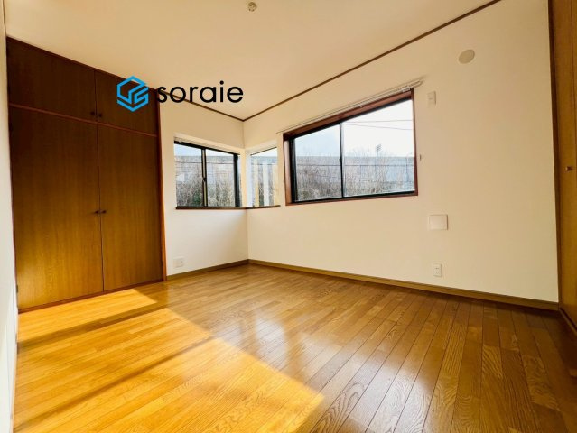 川越市的場２丁目　中古戸建ての洋室