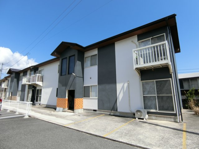 コーポファーストMの外観