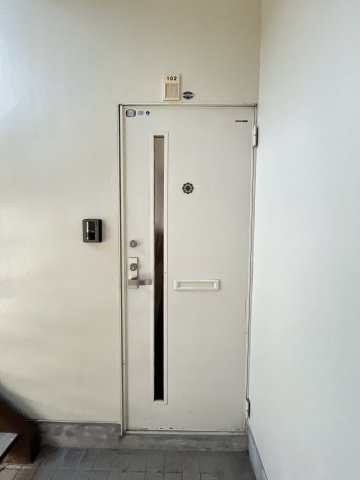コーポファーストMの玄関