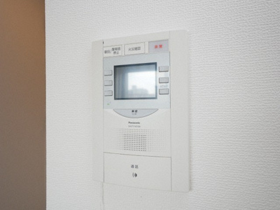 【セキュリティ】 | プレサンス塚本駅前 | モニター付きインターフォンです