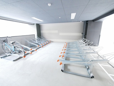 【その他共用部分】 | プレサンス塚本駅前 | 駐輪場です