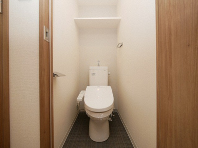 【トイレ】 | プレサンス塚本駅前 | コンパクトで使いやすいトイレです