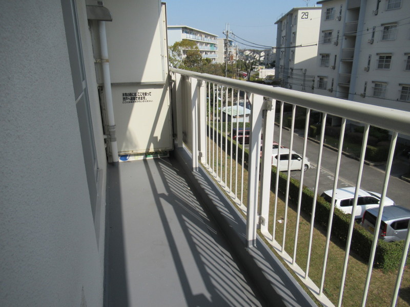 大久保東第２　２ＤＫのバルコニー|落ち着いた時間を過ごせるバルコニーです