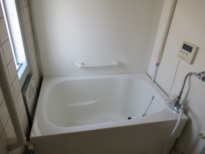 大久保東第２　２ＤＫの浴室|きれいなお風呂です