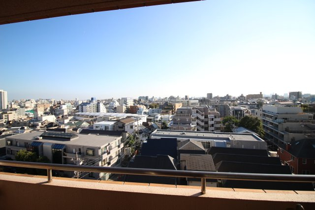 ロイヤルヒルズの展望