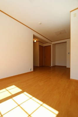 【居間・リビング】 | ベル・フィオーレＡ